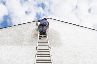 Peinture extérieure au Thoronet — façades et ravalement